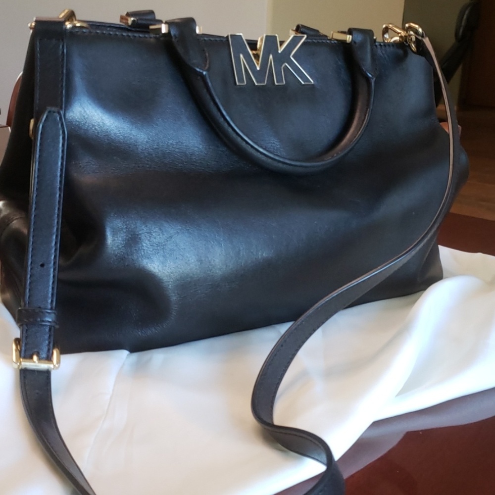 Rare Michael Kors Hamilton
